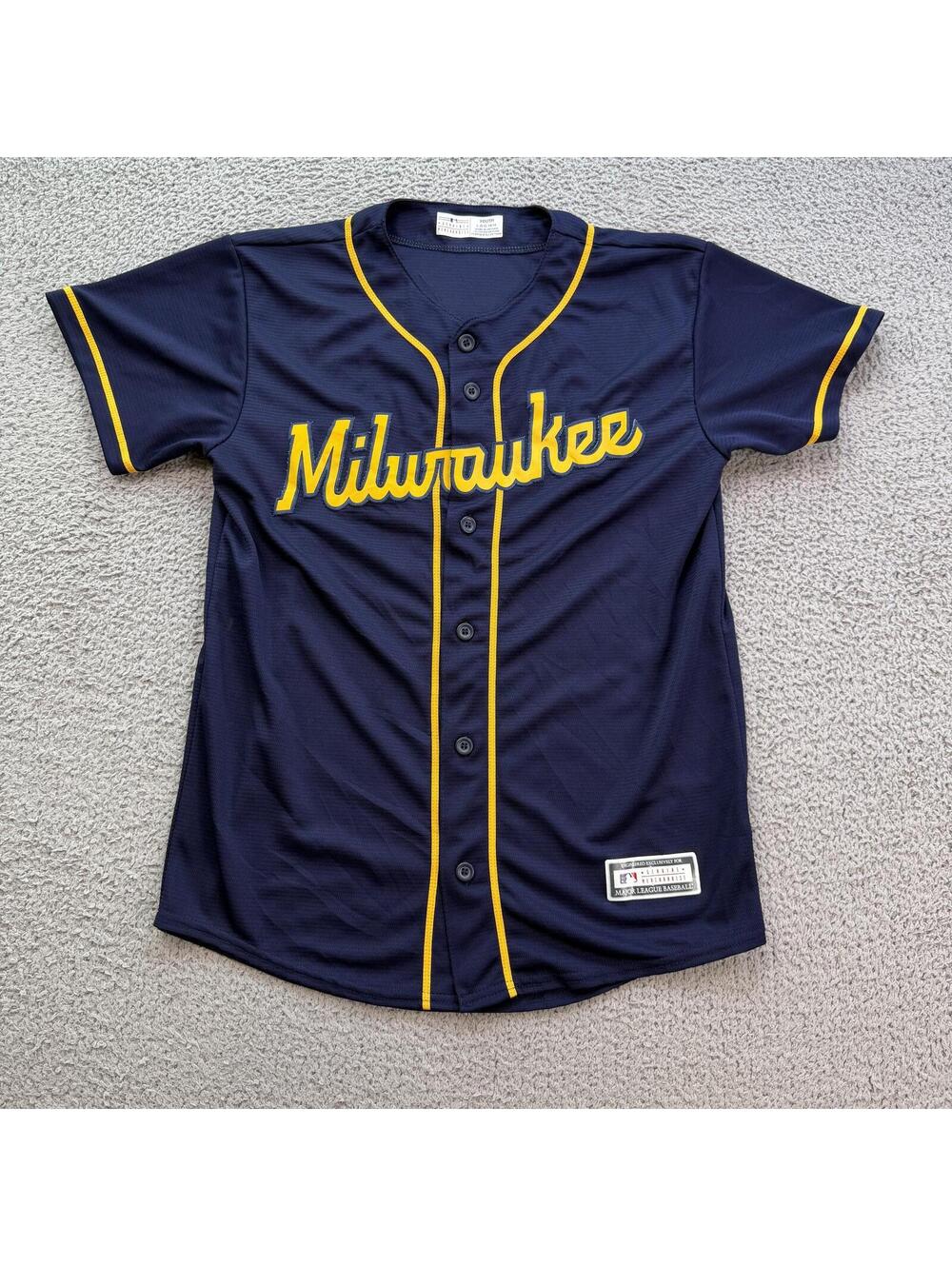 Youth Milwaukee Brewers Christian Yelich #22 MLB Jersey Navy Large 14/16